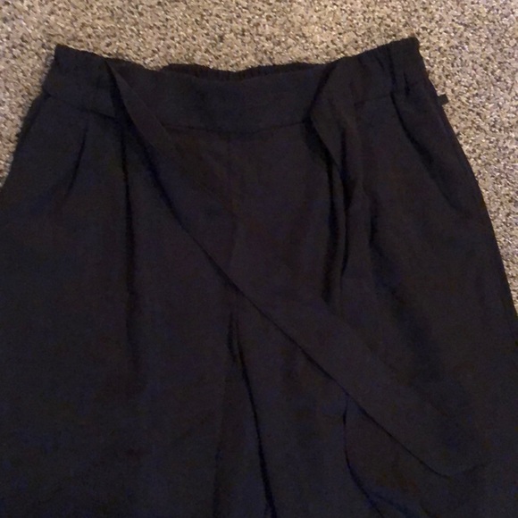 Lululemon Noir Pant - Picture 3 of 5